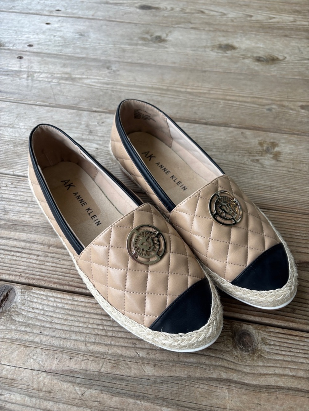 Anne Klein Tan Quilted Espadrille Slip-Ons with Black Cap size 9.5